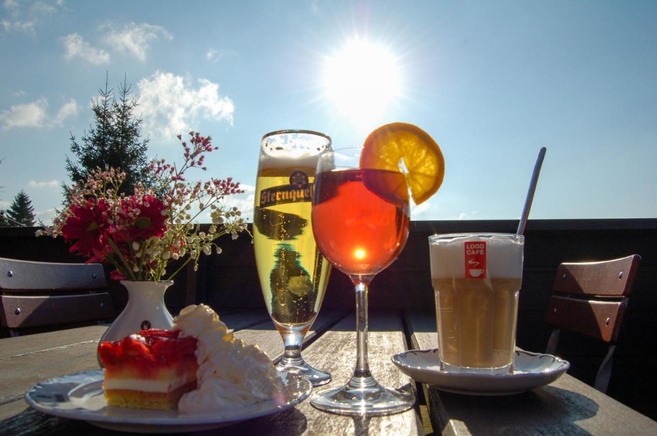 Berggasthaus & Pension Schoene Aussicht Klingenthal Zewnętrze zdjęcie