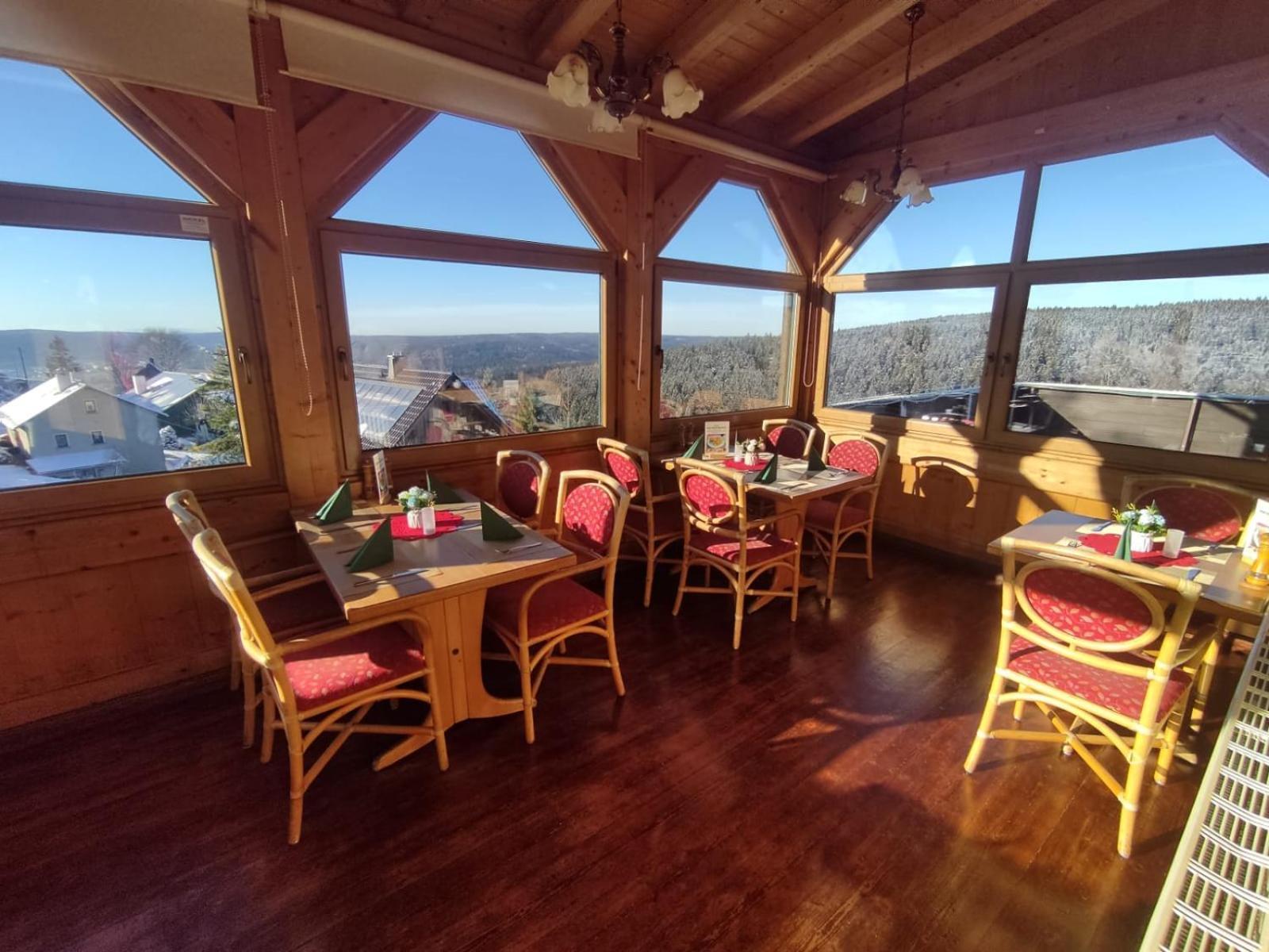Berggasthaus & Pension Schoene Aussicht Klingenthal Zewnętrze zdjęcie